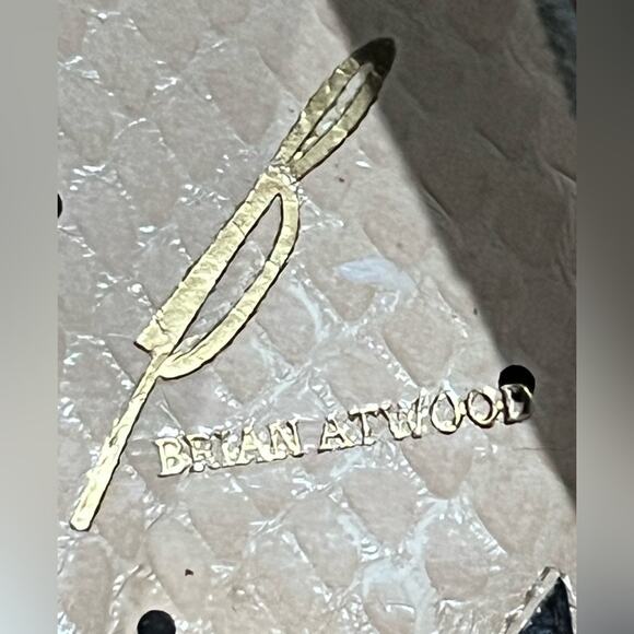 B Brian Atwood Joelle Snakeskin Point Toe Pump Natural Unique colors size 9.5 - Picture 8 of 8